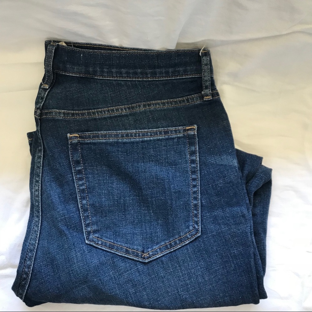 GAP straight leg skinny blue jeans